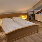 4 Apartman