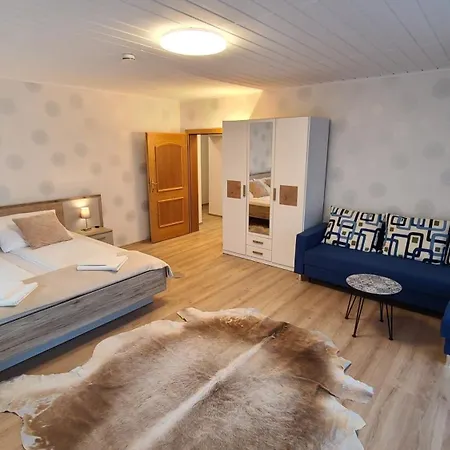 4 Apartman *