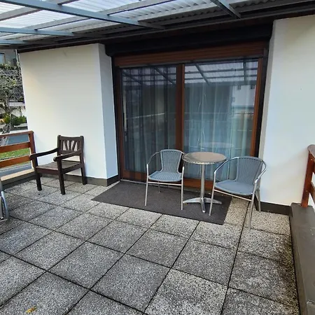 4 Appartement *
